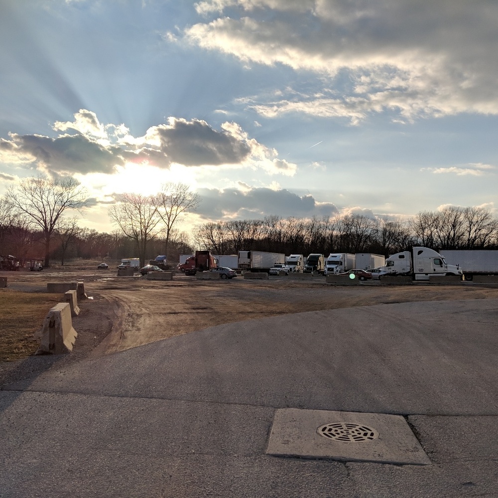 Meet your Posher, Adolis